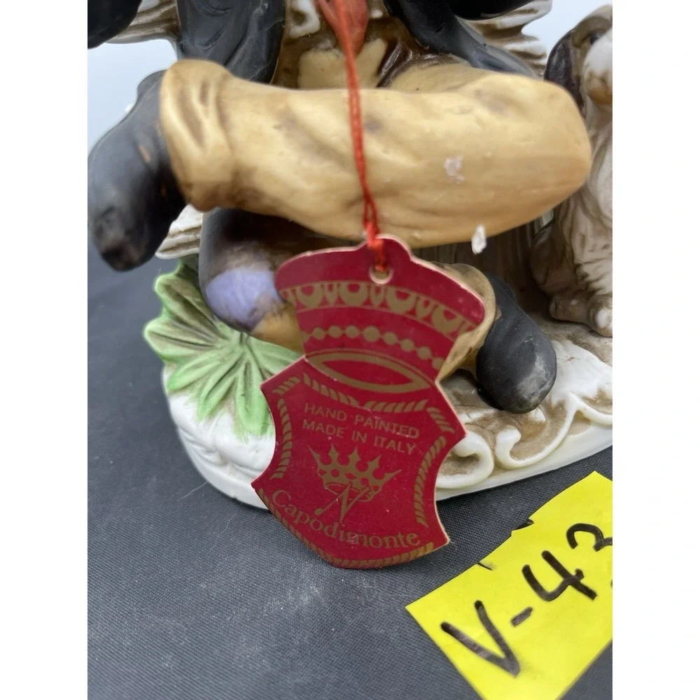 Old Man Sitting On Bench Play Violin With Dog Capodimonte Tag - Picture 3 of 10